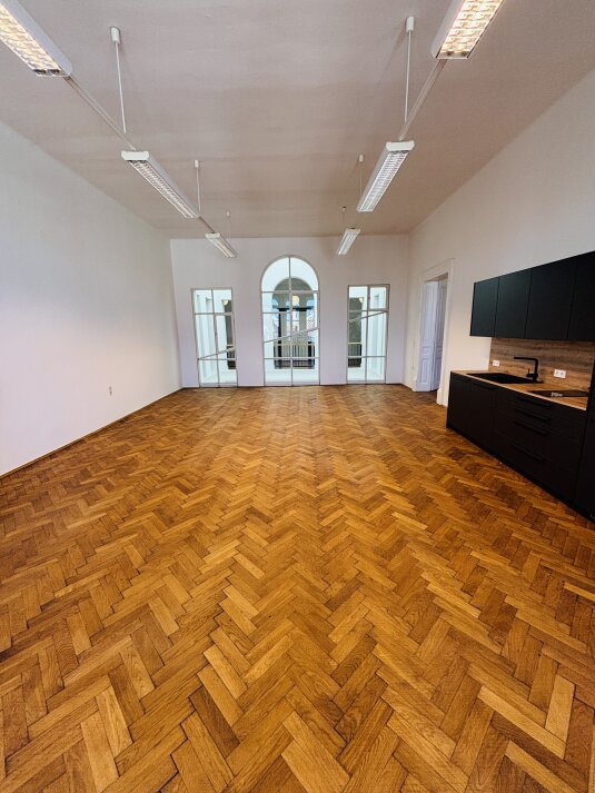 Foto - Arbeiten mit Stil: Einzigartige Büro- & Praxisräume im Herzen von Bad Radkersburg – 134,77 m² historische Eleganz trifft Moderne
