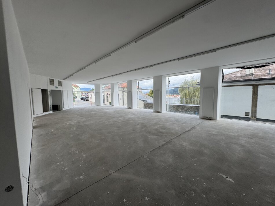 Foto - Zentrum Knittelfeld: Günstige 500m² offene Gewerbefläche, für Handel, Fitnesstudio, Tanzschule, Billardverein oder Escape-Room!