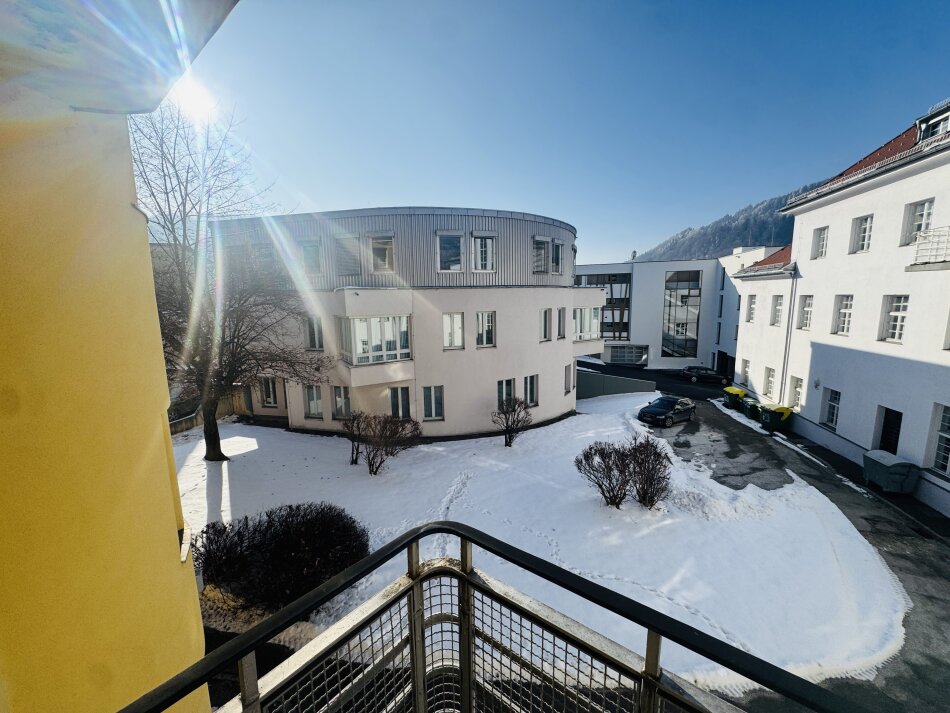 Helle 3-Zi-Wohnung mit Balkon in Mürzzuschlag – 89m², Einbauküche, gepflegt!