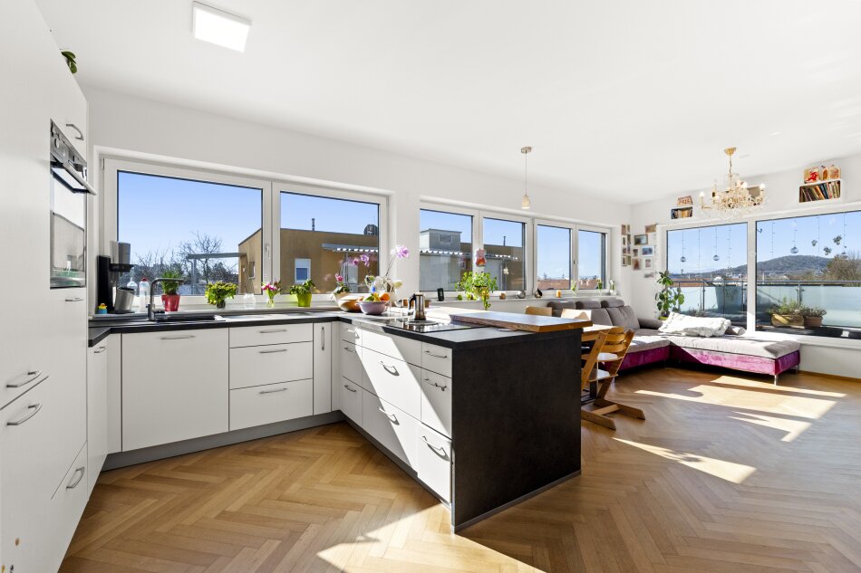 Foto - Helle - Neuwertige Terrassenwohnung in attraktiver Grazer Lage - 3 Zimmer, 2 Terrassen, Carport!!