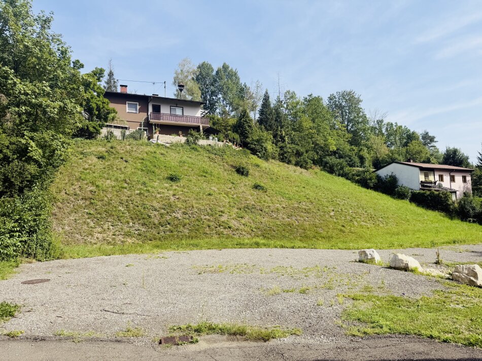Sonniges Baugrundstück in Leoben – attraktive Wohnlage mit guter Infrastruktur