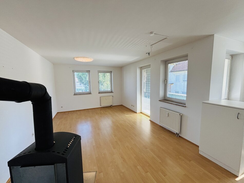 Foto - Gepflegte 3-Zimmer-Wohnung mit Balkon & Kamin in Wundschuh – Grünblick & Carport inklusive