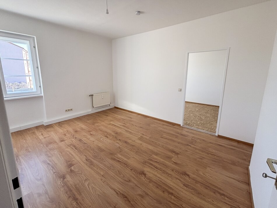 Foto - Koffer packen und einziehen