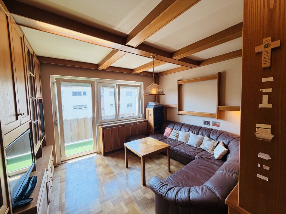 Sanierungs-Juwel in Gleisdorf: 87m² Wohnung mit Loggia & Grünblick wartet auf Sie!