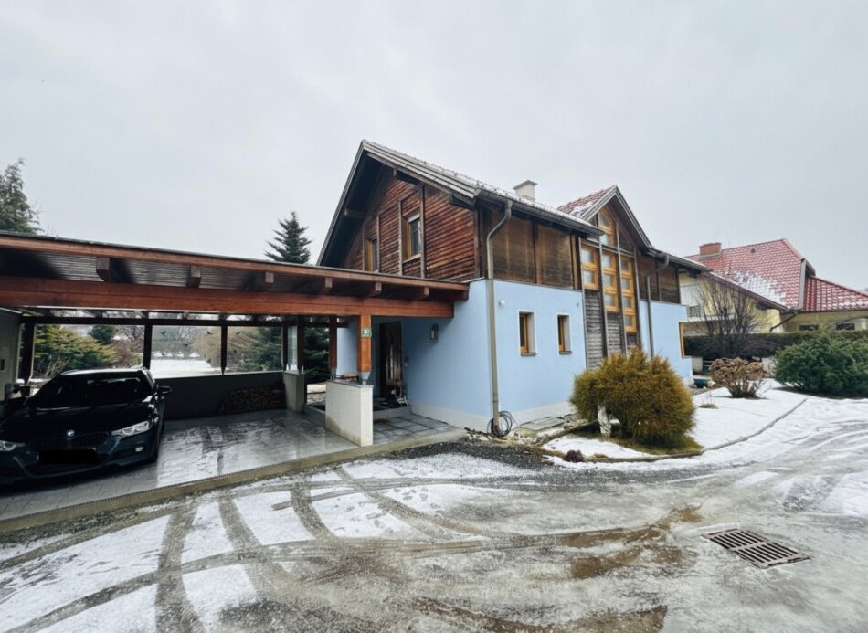 Gobernitz: Einfamilienhaus mit 3 Schlafzimmer, Doppelcarport & weitläufiges Grundstück in TOP Lage