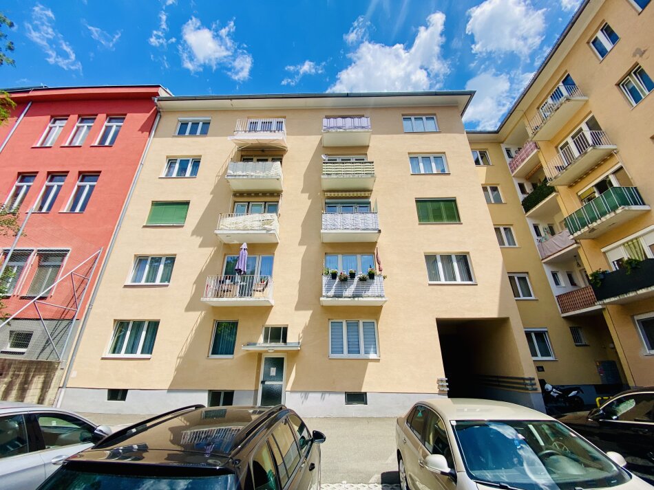 Knittelfeld: viel Potenzial in zentraler Lage: 3-Zimmer-Wohnung mit ca 85 m2 + Balkon im 4 OG