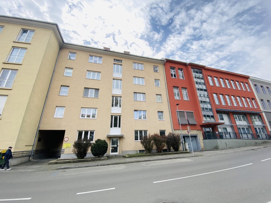 Foto - Knittelfeld: viel Potenzial in zentraler Lage: 3-Zimmer-Wohnung mit ca 85 m2 + Balkon